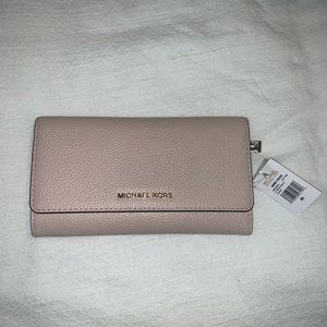 Michael Kors “money pieces wallet”
